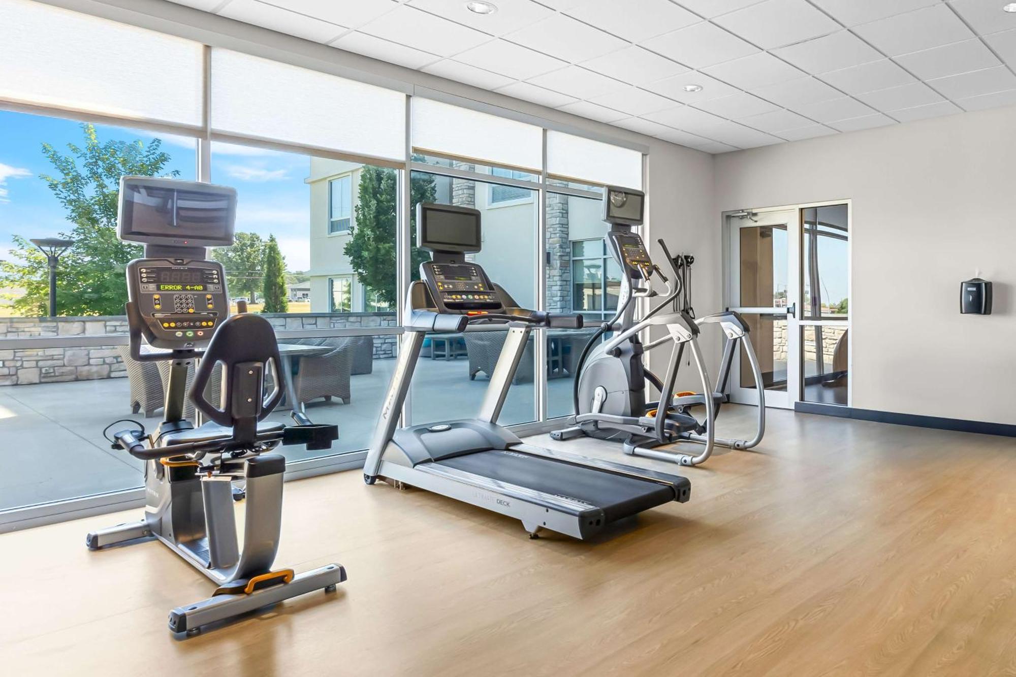 Best Western Plus Bolivar Hotel & Suites מראה חיצוני תמונה