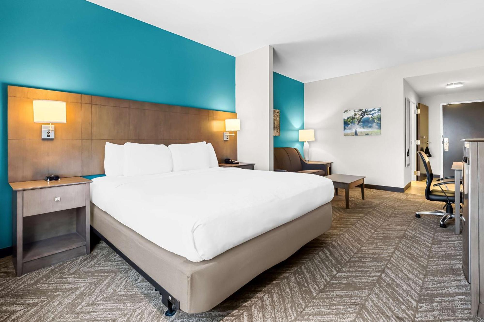 Best Western Plus Bolivar Hotel & Suites מראה חיצוני תמונה