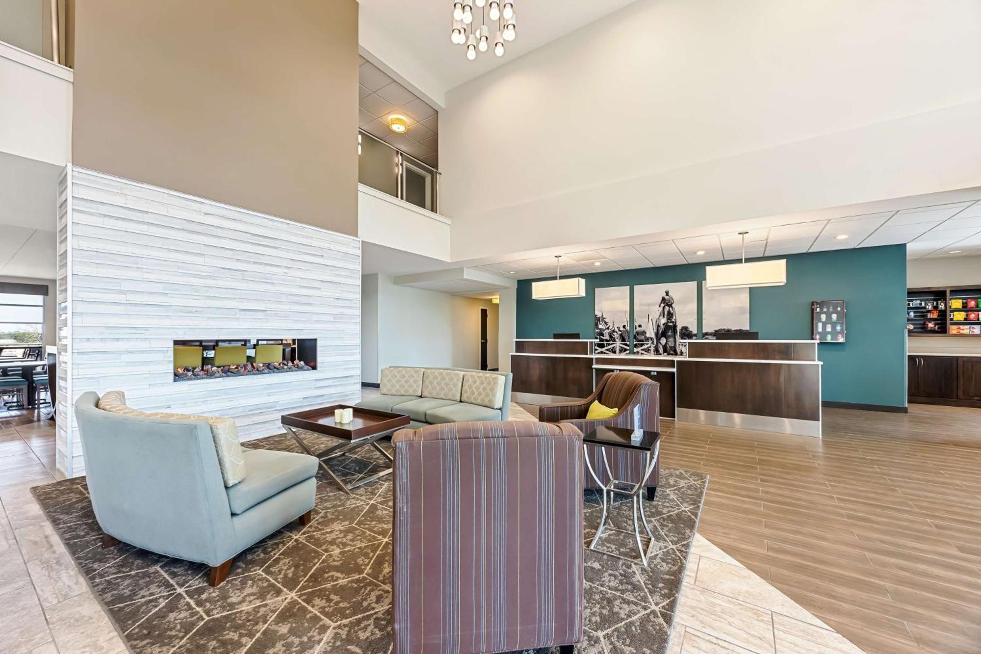 Best Western Plus Bolivar Hotel & Suites מראה חיצוני תמונה